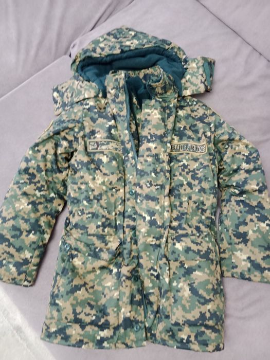 Продам бушлат, форму камуфляж (комплект).