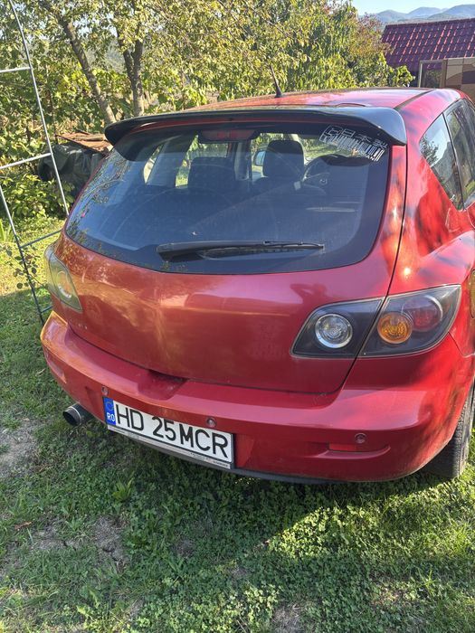 Mazda 3, 1,3 benzina, defectă( bloc motor spart)