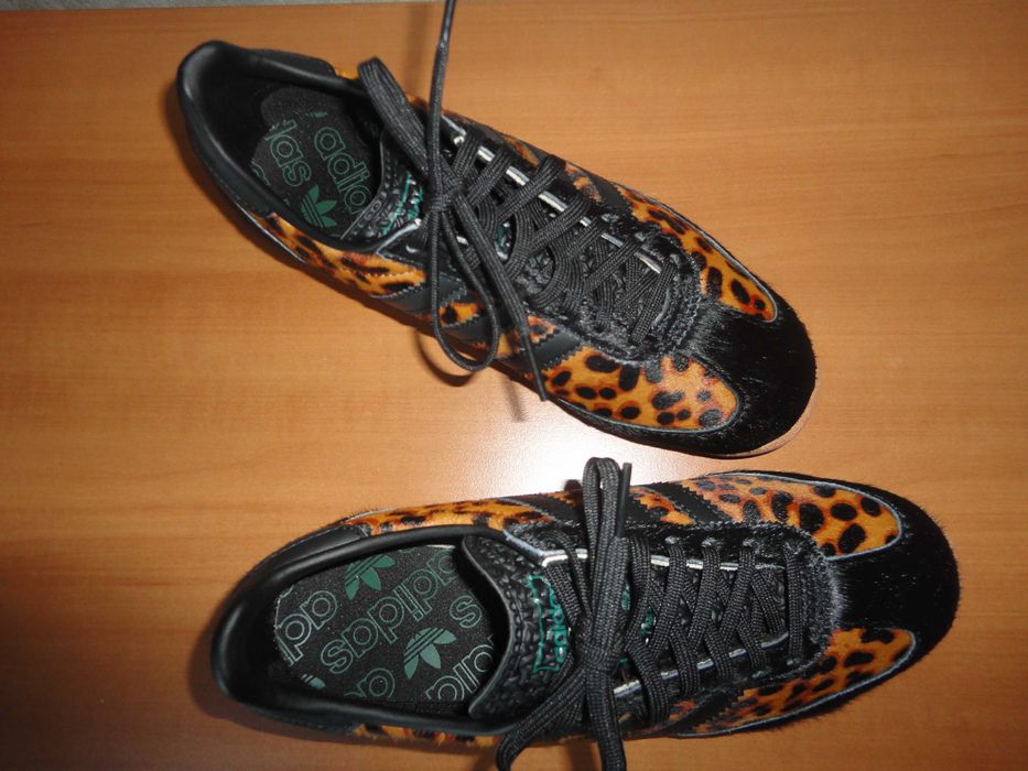 N37,5 Adidas/нови/естествена кожа/дамски маратонки