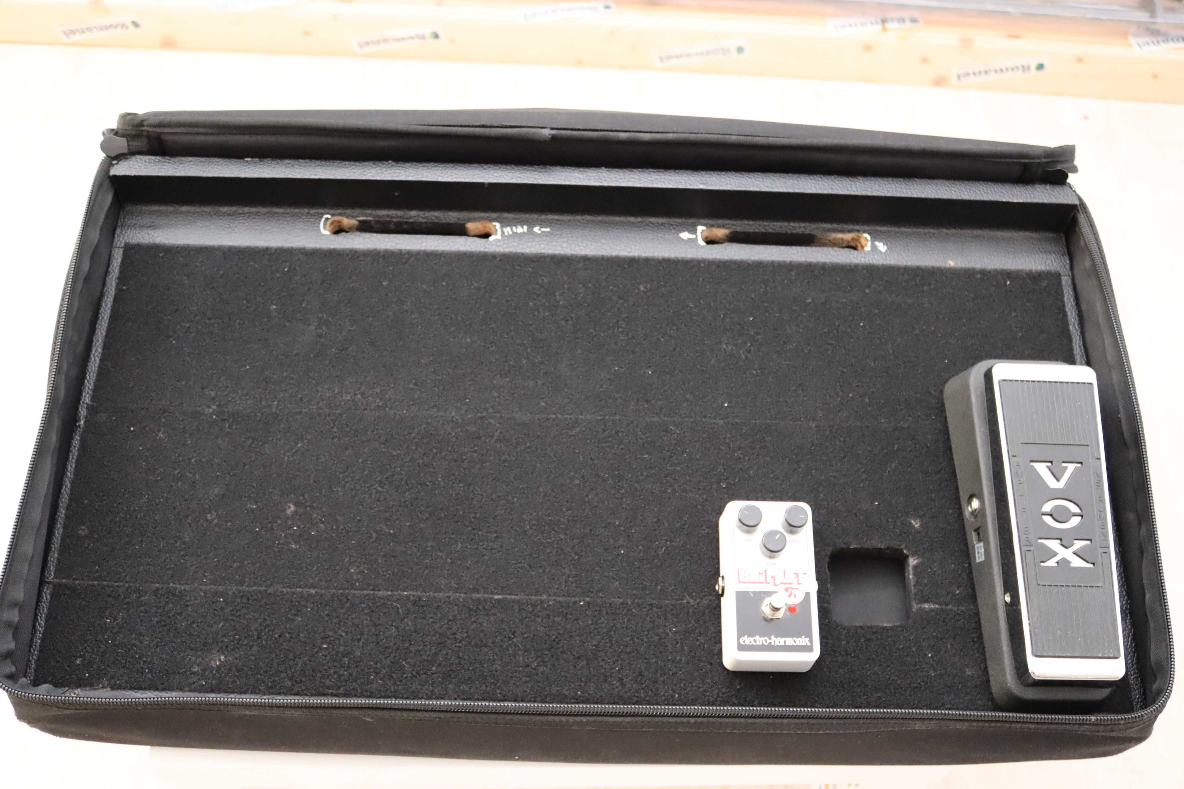 Pedalboard (pedalier) chitara Gator GPT-Pro (760 x 405 mm) cu geanta