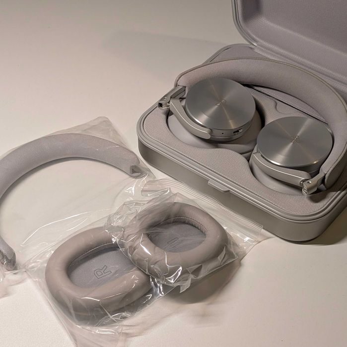 Casti wireless Bang & Olufsen H95 Nordic Ice + accesorii extra