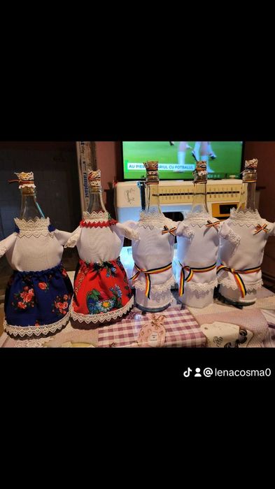 Vand sticle traditionale 25 lei buc