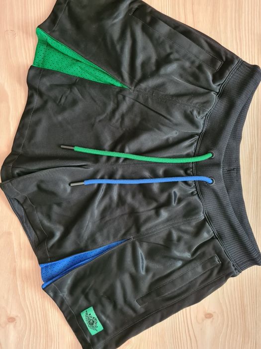 Urgent ! Tricou si pantaloni Jordan