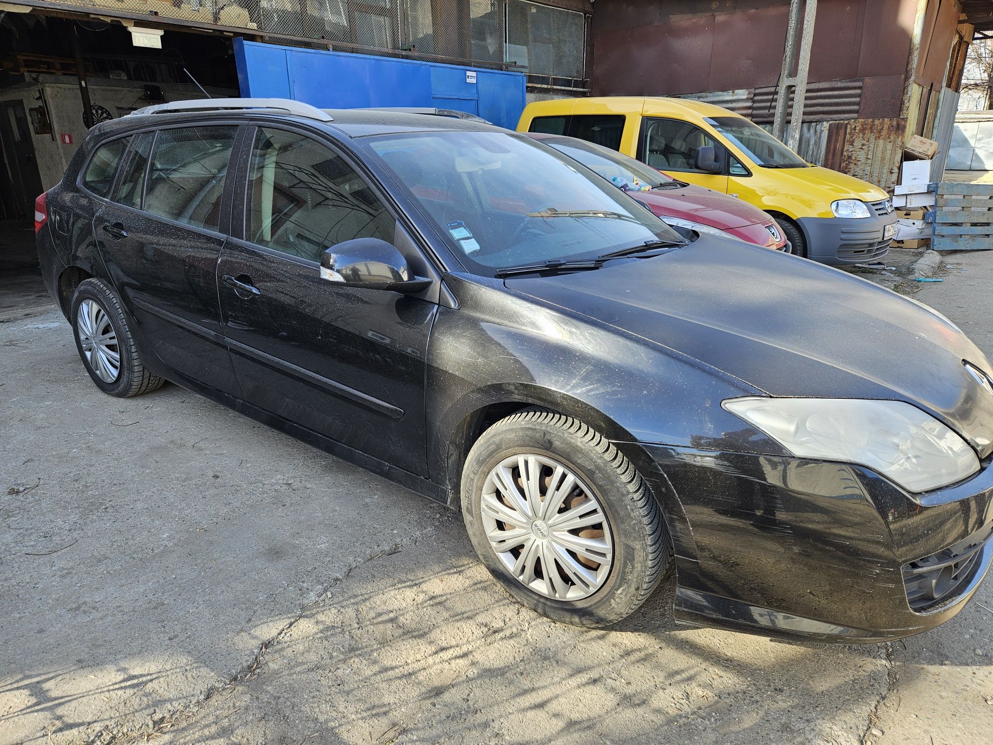 Aripa fata stanga dreapta Renault Laguna 3