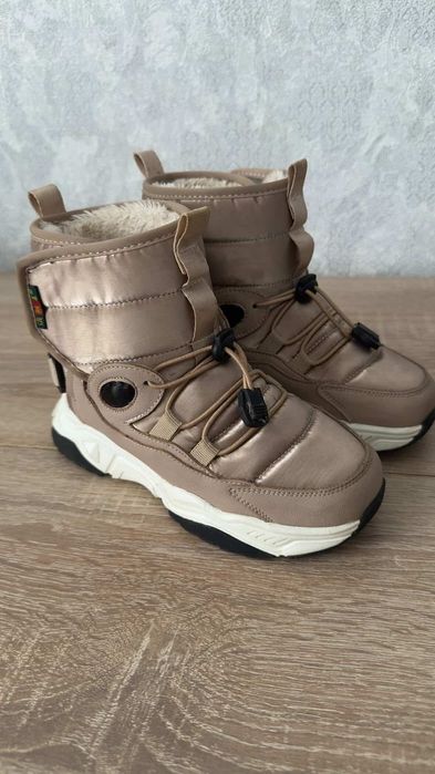 Обувь разная в отличном состоянии