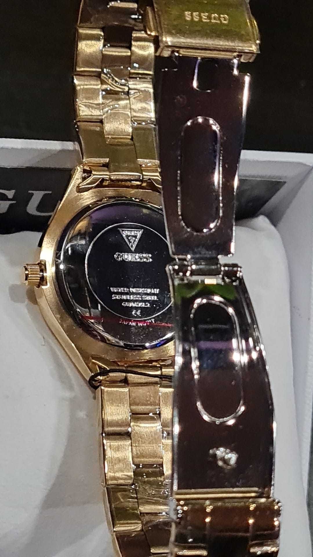 Дамски Часовник "GUESS "