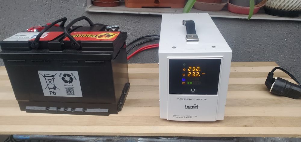 Invertor / UPS sinus pur 12 V 1000VA 700W NOU.