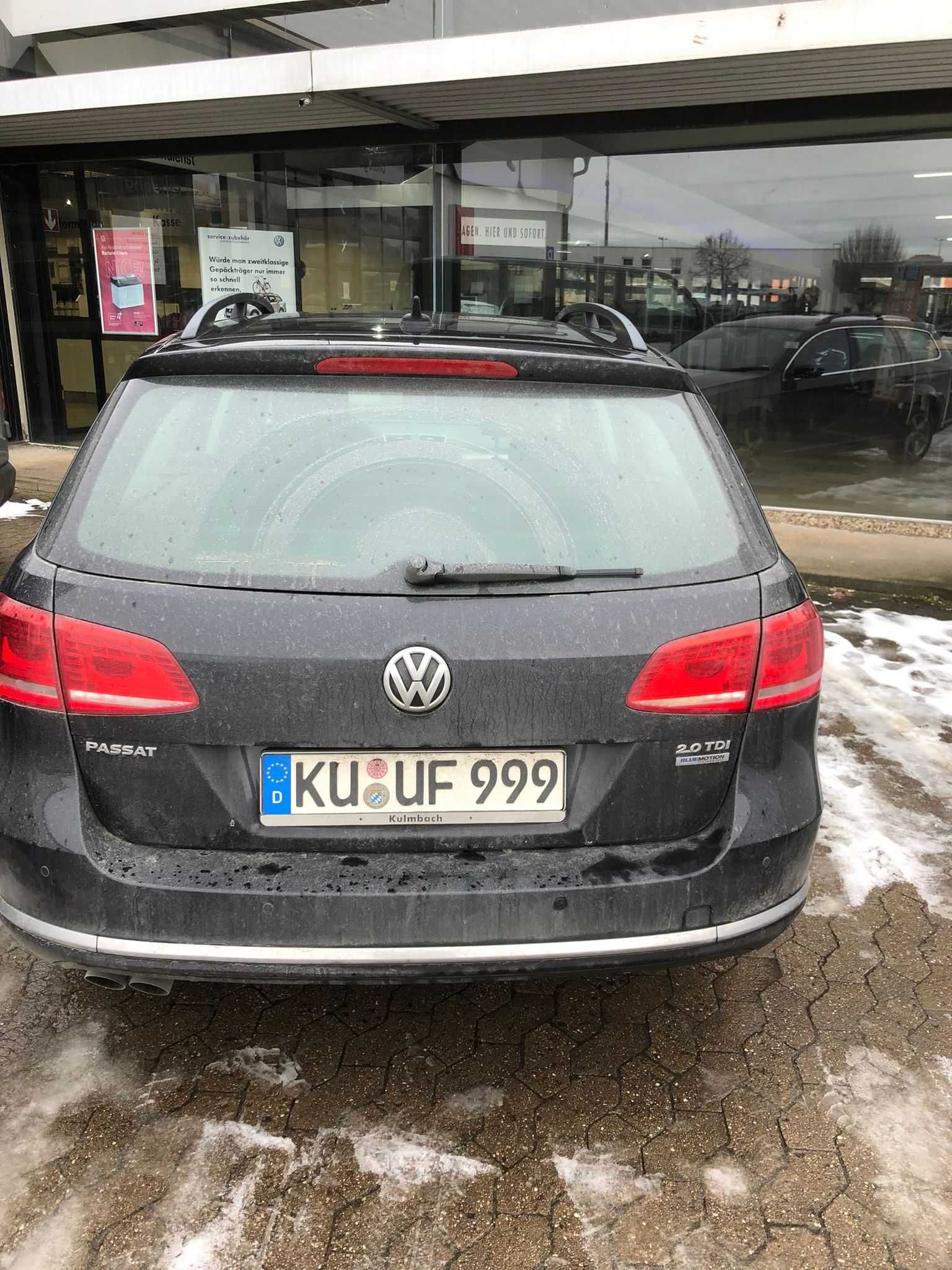 Dezmembrez vw passat b7