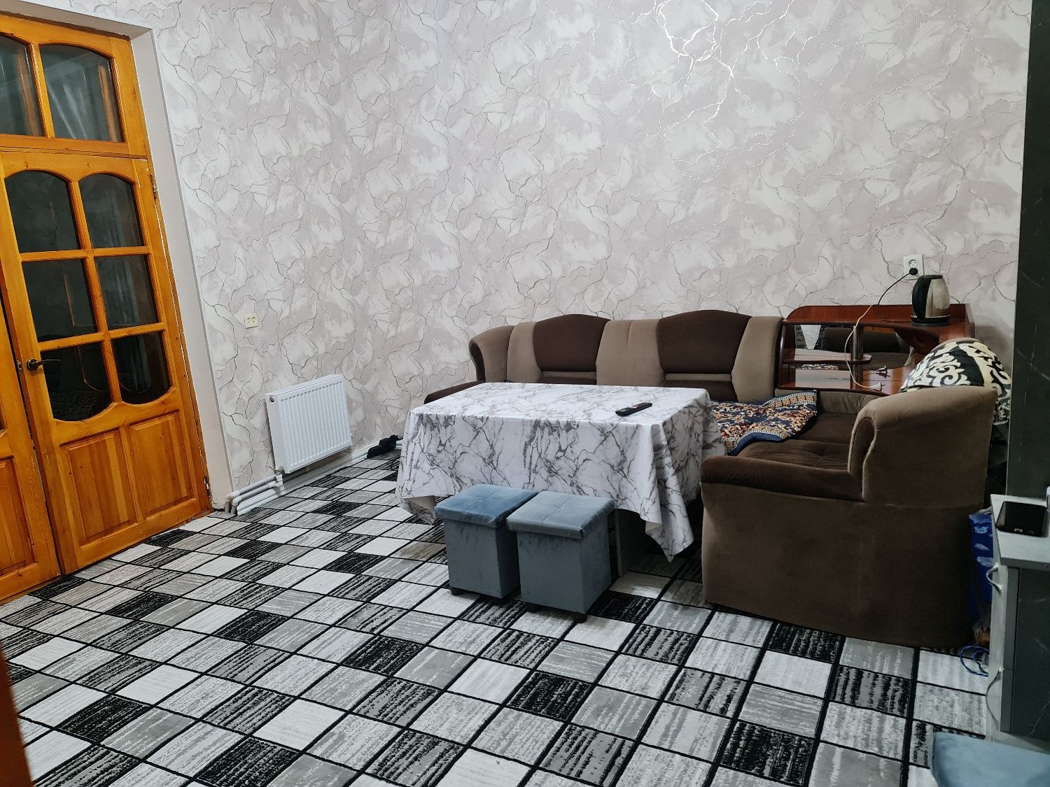 Аренда квартиры в центре Чирчика посуточно