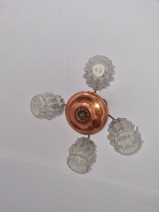 Vând  candelabru  vechi