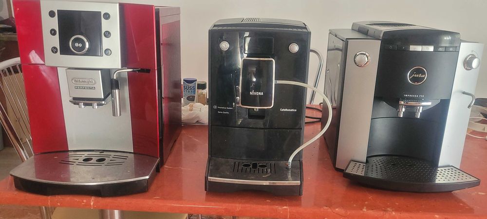 Expresoare de cafea Jura Impresa F50, Delonghi, Nivona CafeR+1 piese
