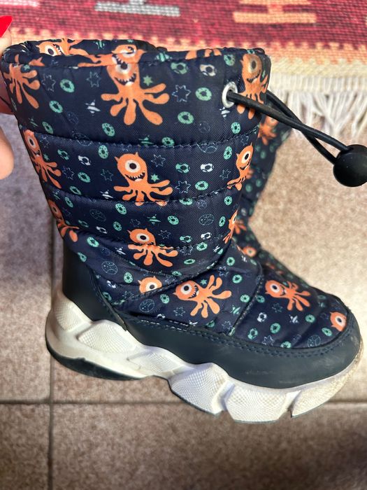 Детски боти апрески