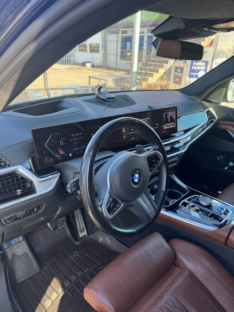 Bmw x7 40d 2022 garantie pana in 2027