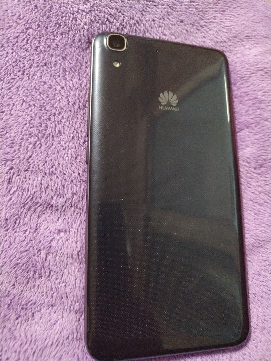 Телефон Huawei y6