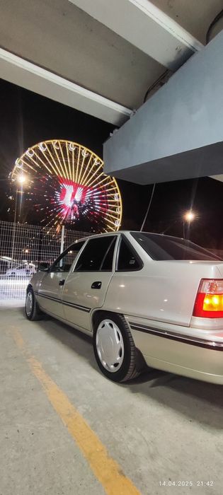 Legenda сотилади 2007 йил