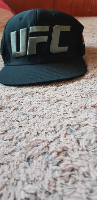 Sapca Reebok UFC