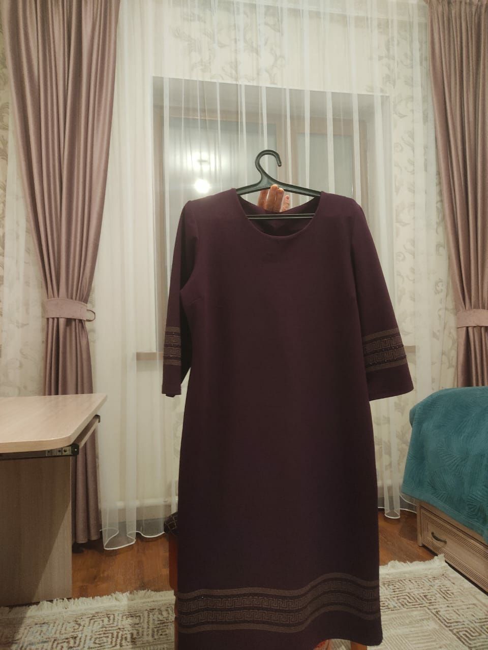 Платье размером 48-50