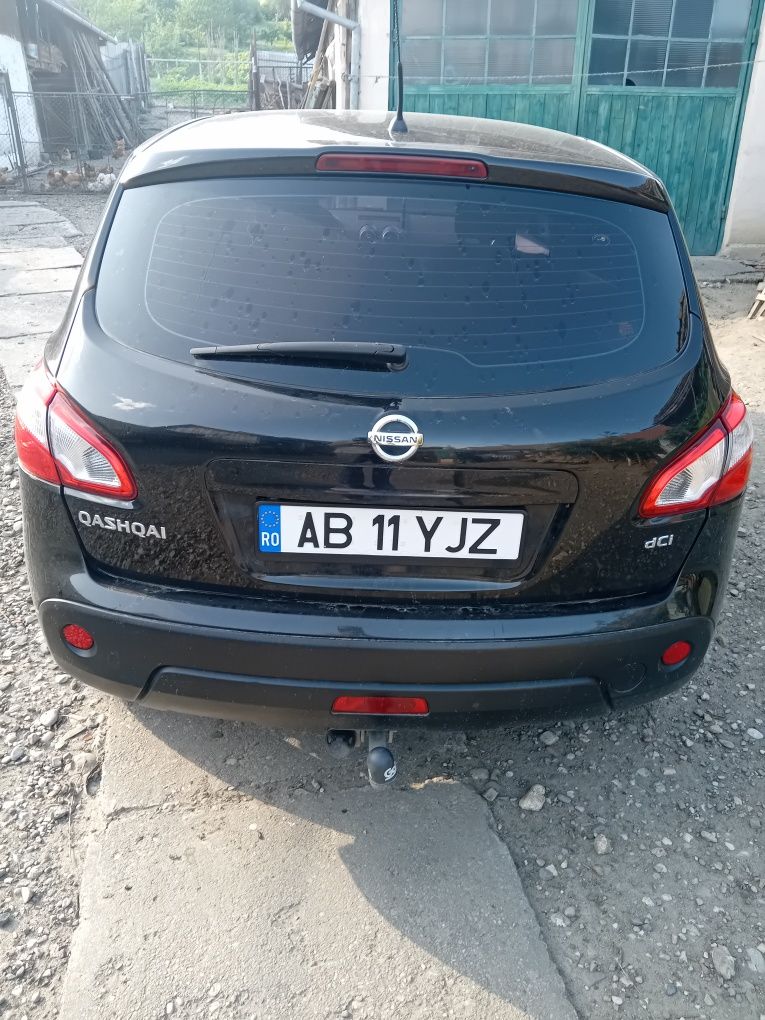 VIND. NISSAN. QASHQAI. 4×4.diesel  1598  CM distribuție. pe lant euro5