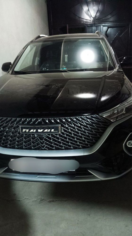 HA V A L  M 6  10.000 km yurgan Rangi qora
