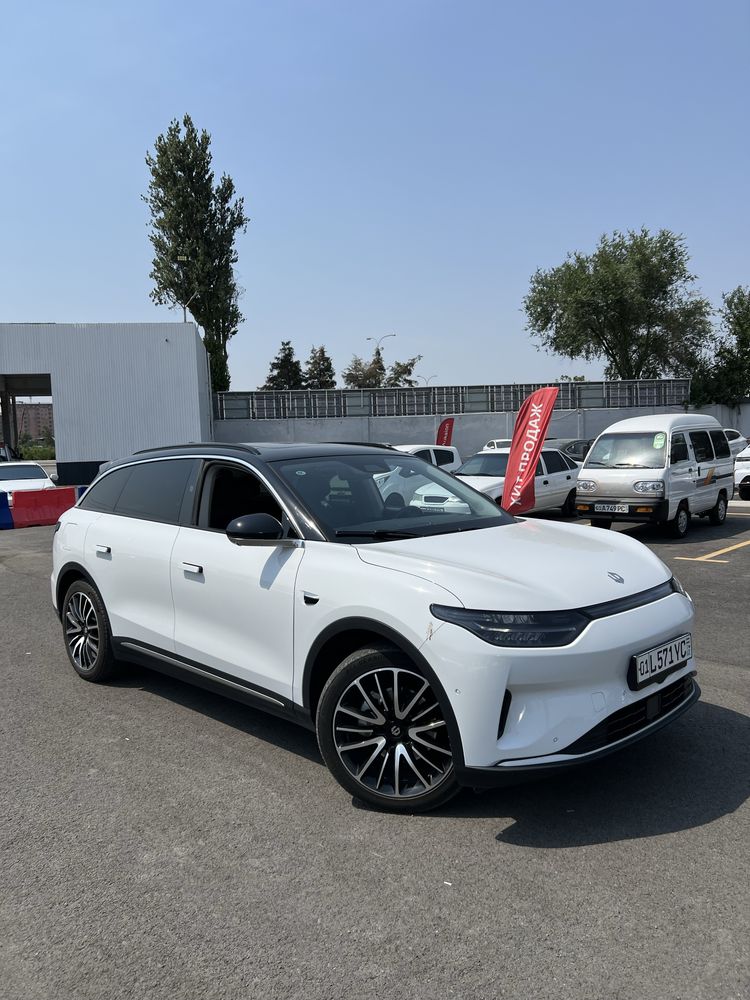 Leapmotor c11 2022 yil 43.000 km oq top toza ideal