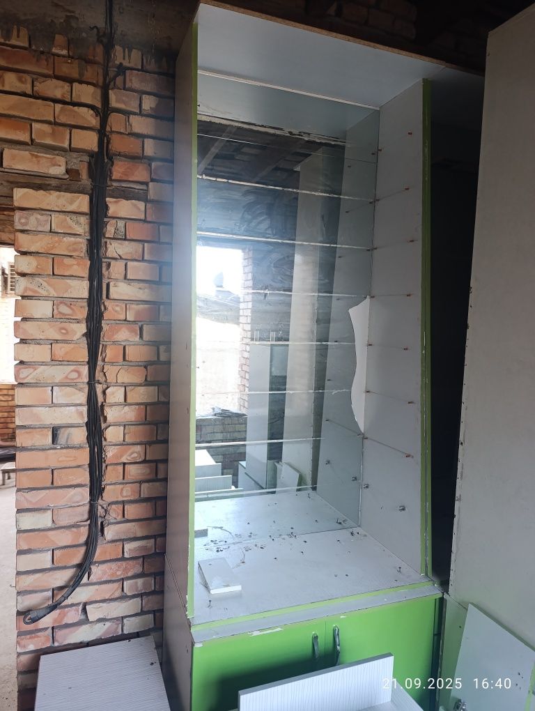 Ветрина для аптек и магазин