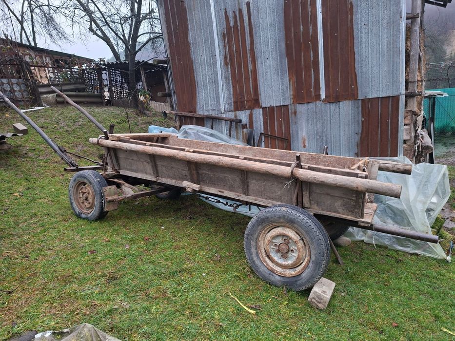 Vând căruță rezistenta