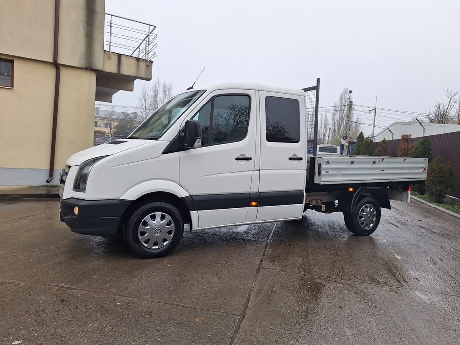 Volkswagen CRAFTER  6 Loc + Ladă > 2.5 TDI > 2008>