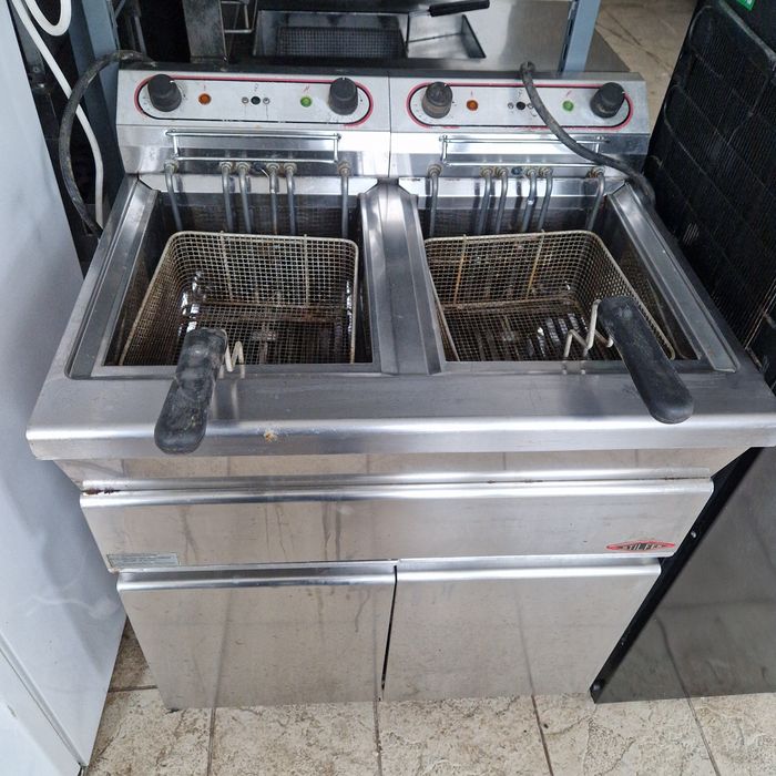 Friteuza inox de.putere, cu banc sau de banc, la 380v