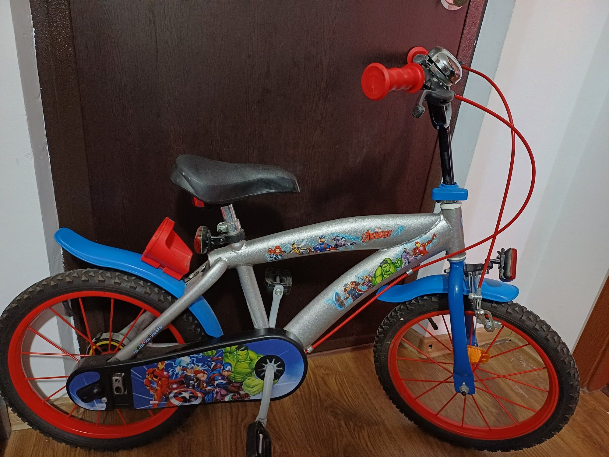 Bicicleta copii 4- 7 ani