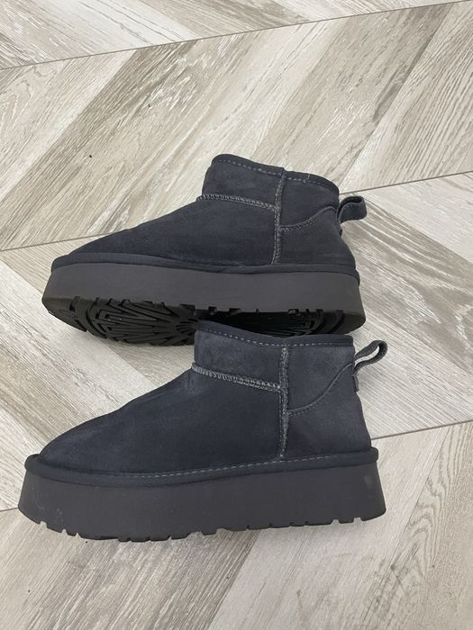 Угги теплые, состояние очень хорошее