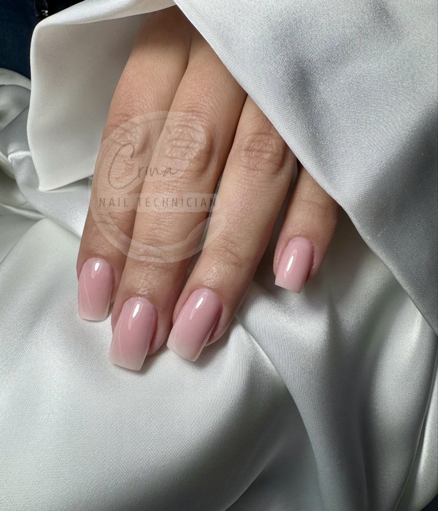 Unghii cu gel si oja semipermanenta/ pedichiura