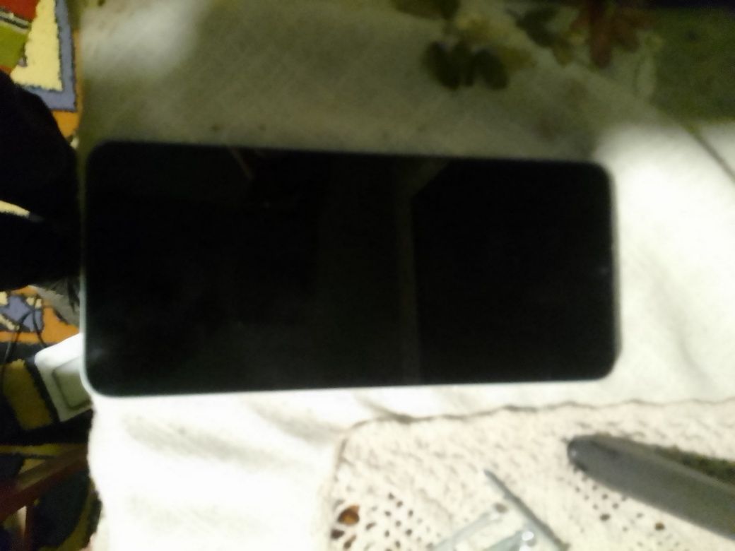 Vând redmi 12 c sau schimb  pe animale:capre, porci