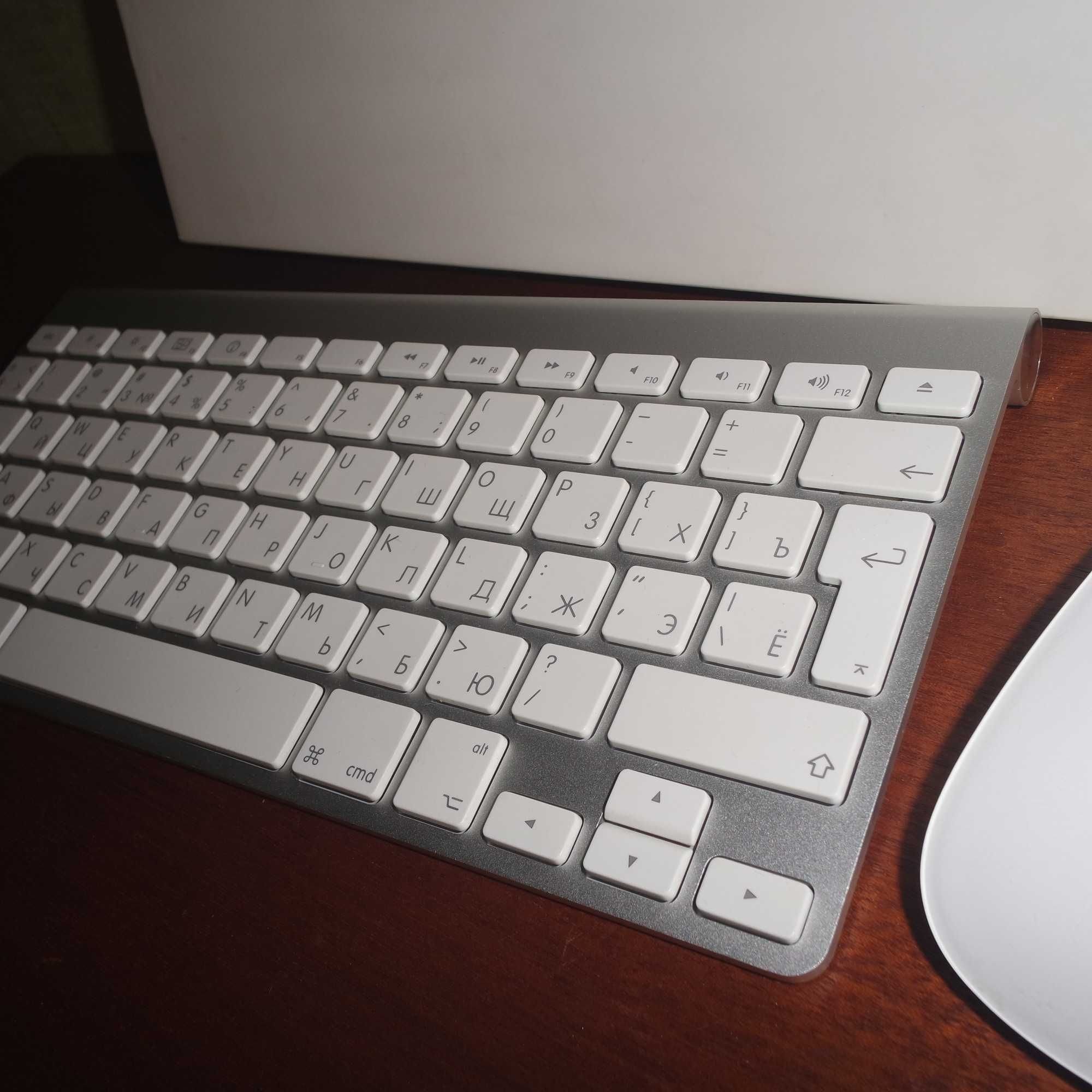 Apple Magic Keyboard + Magic Mouse