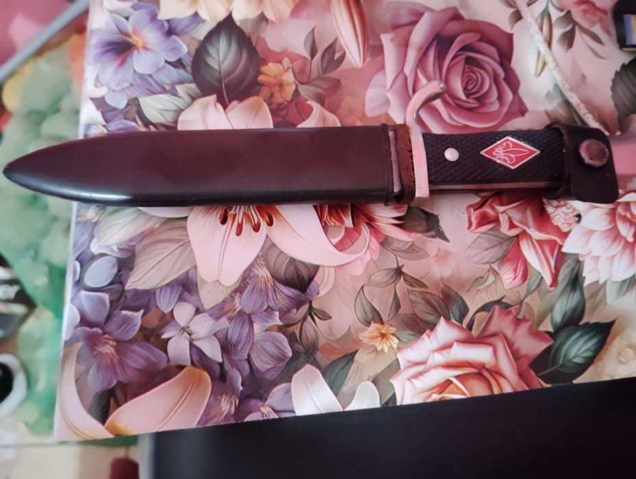 Cuțit special de vânzare!