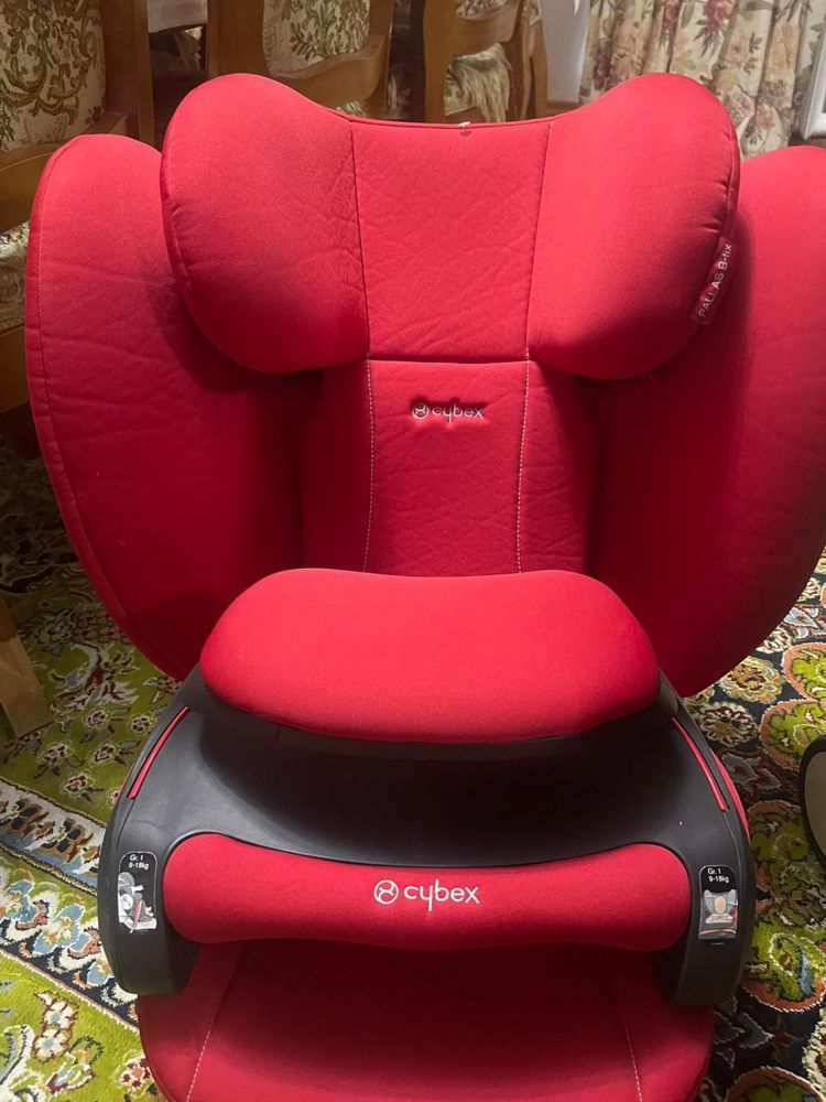 Коляска yoyo с люлькой, автокресло cybex, стульчик pegprego