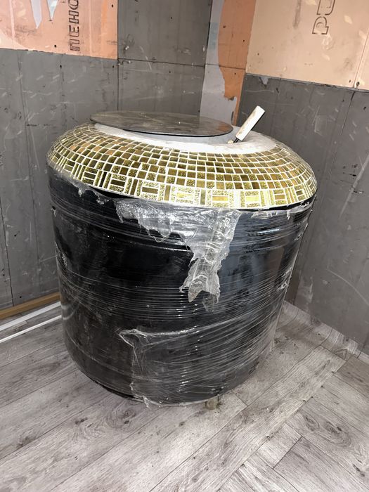 Продам утепленный киоск 23квМ , ларек , тандыр , будка