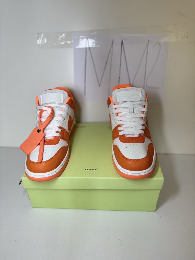 Adidasi Off-White Out Of Office Lace-Up Sneakers white and orange
