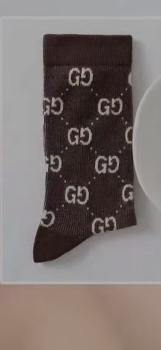 Șosete lungi Gucci, model 2026