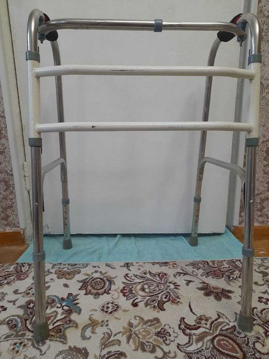 Ходунки для взрослых