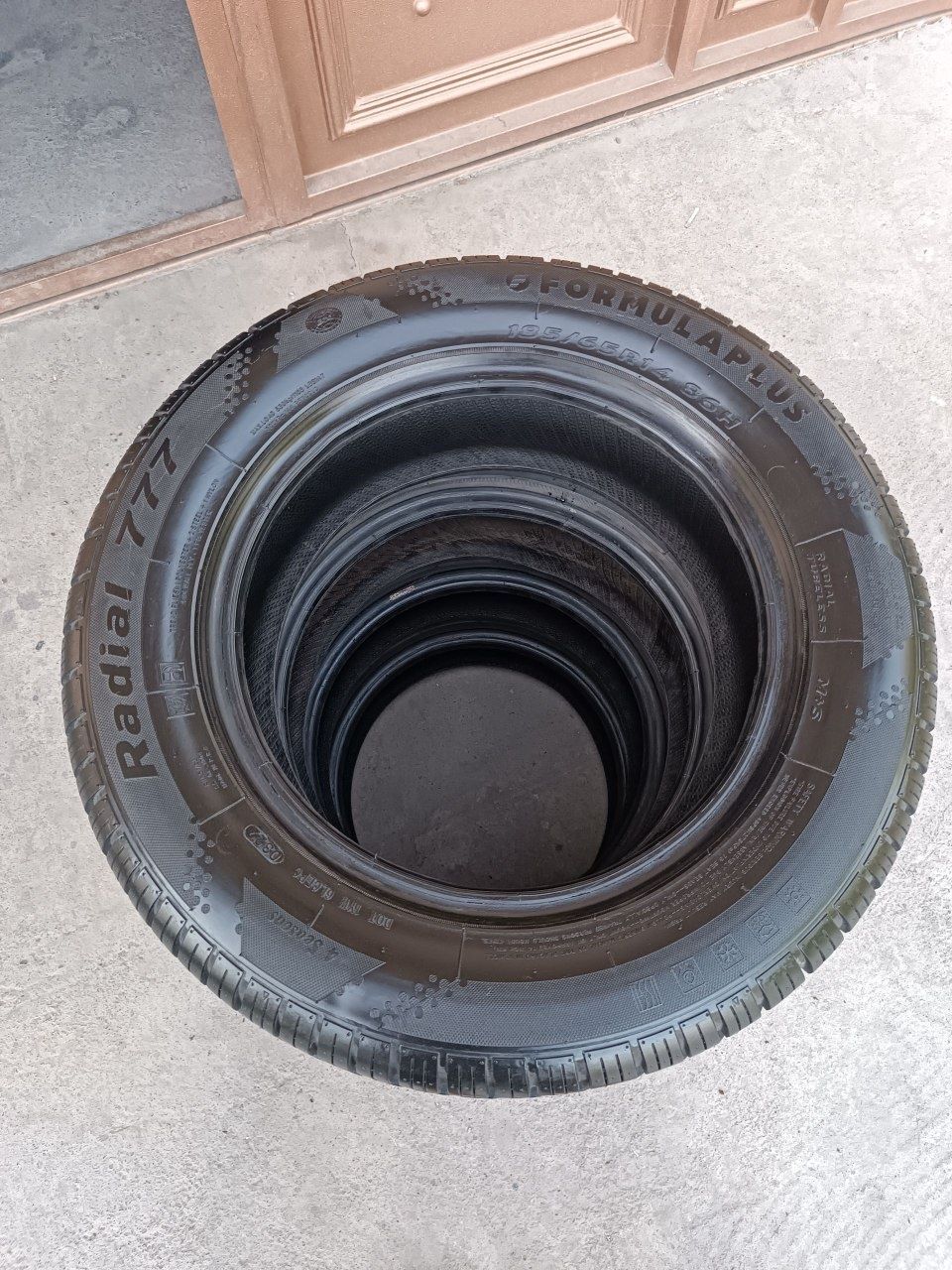 185 65 R14 Formula Plus baloni sotiladi Ideal holatta yangidek