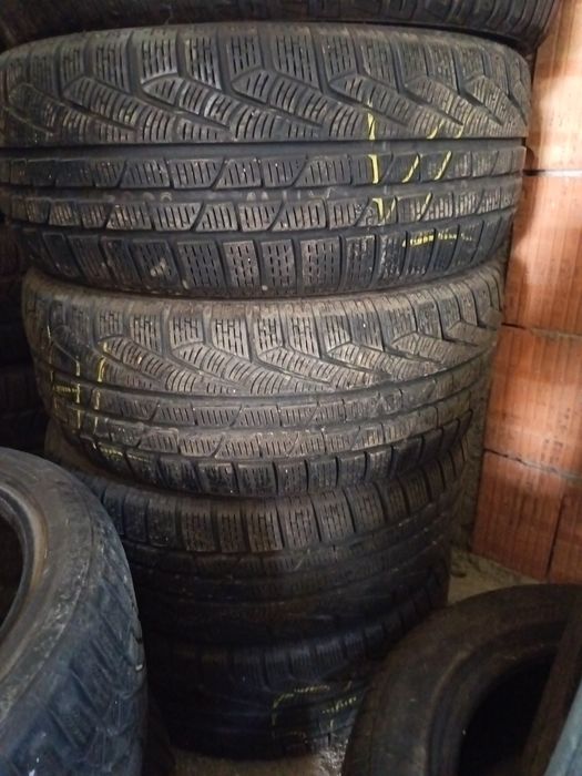 Anvelope de iarnă 225/50R17, 225/55R17