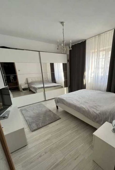 Дава се под наем Тристаен апартамент в Пловдив, Център - 71 кв.м за 193.8 € - Снимка #1