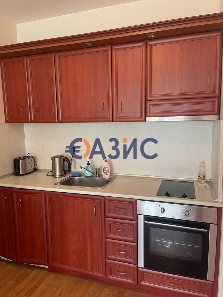 Продава се Двустаен апартамент в Обзор - 72 кв.м за 903 €/кв.м - Снимка #4