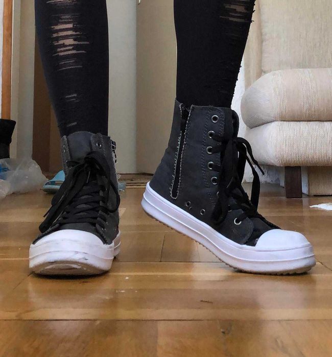 Високи дънкови кецове