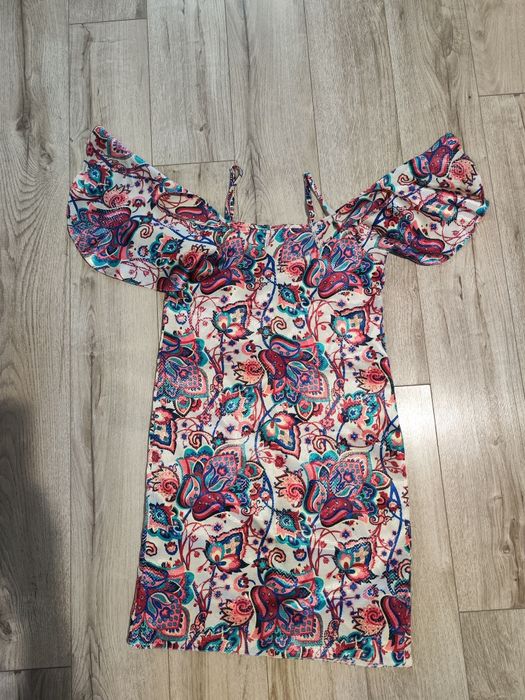 Rochie eleganta scurta
