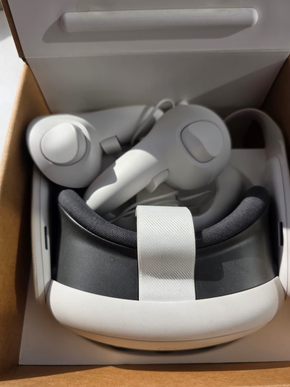 Продам Meta Quest 3 (128 ГБ)
Очки использовались совсем недолго — всег
