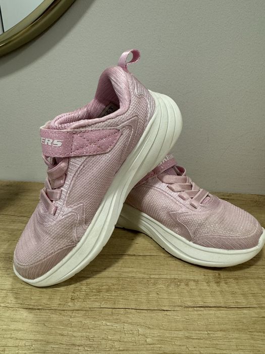 Обувки за момиче Skechers