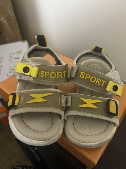 Детские сандали