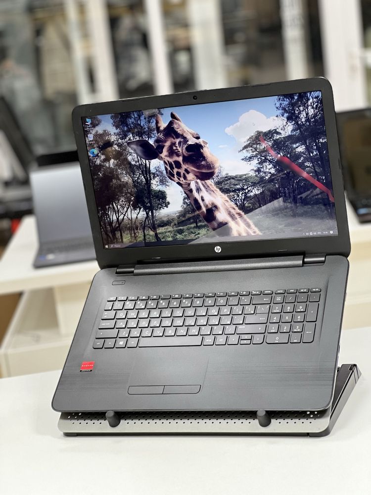 Hewlett Packard | AMD A10 | ОЗУ 8 Gb | SSD 256 gb