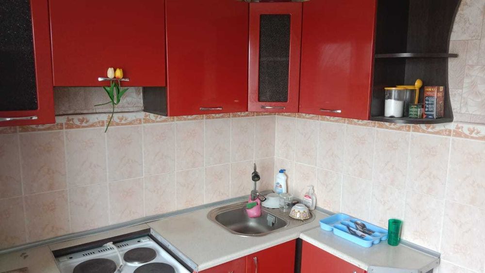 Продам 1 комнатную квартиру Сибирская 85